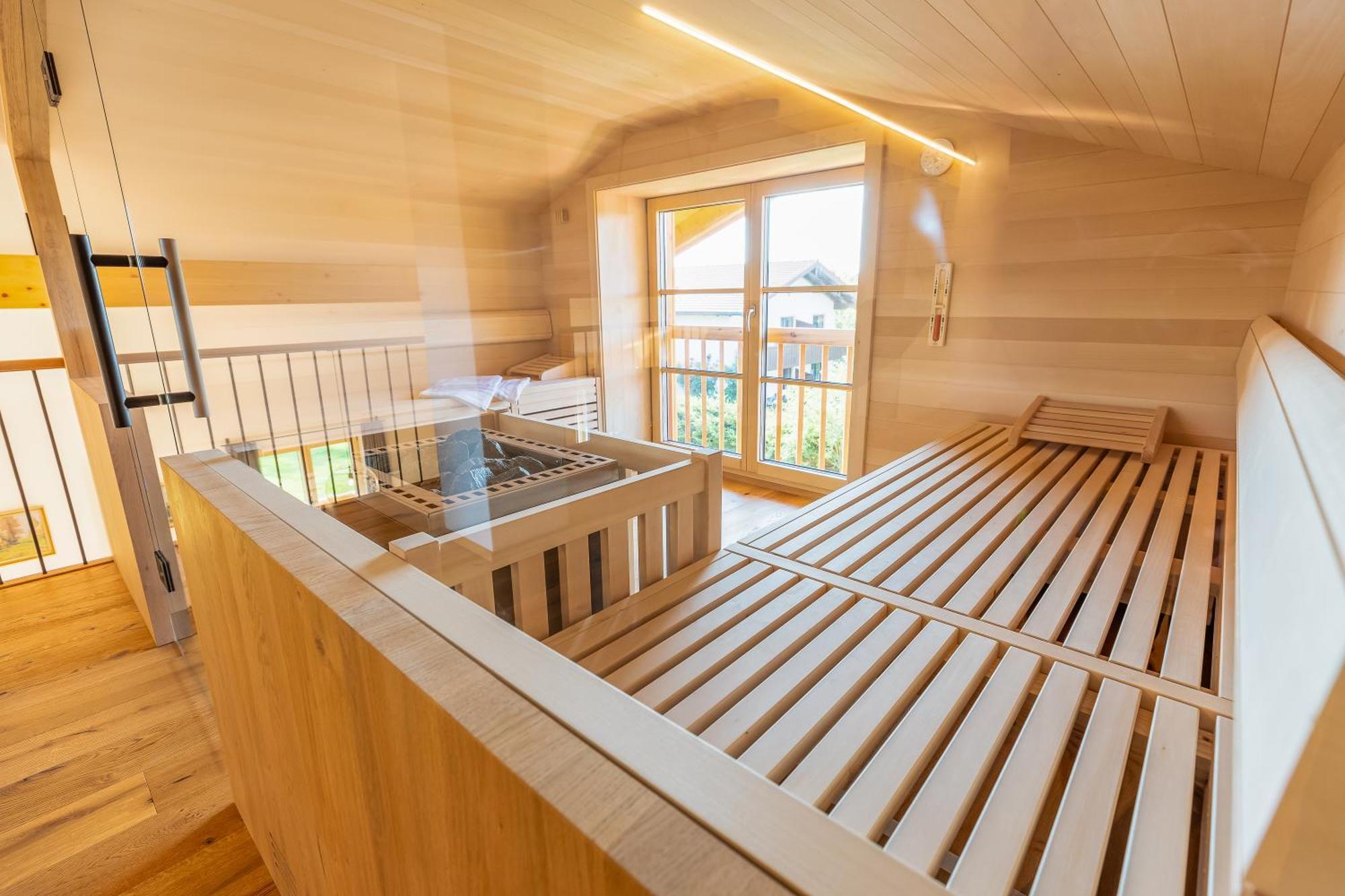 Graf Chiemo Suites - Direkt Am Chiemsee Mit Separatem Seezugang Химинг Экстерьер фото